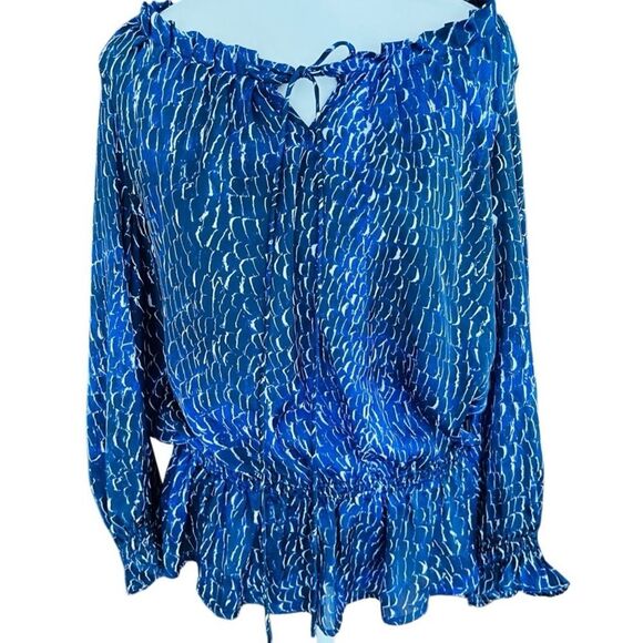 Cynthia Steffe Blue/black/white Patterned Women's tie front top size L - Picture 1 of 6